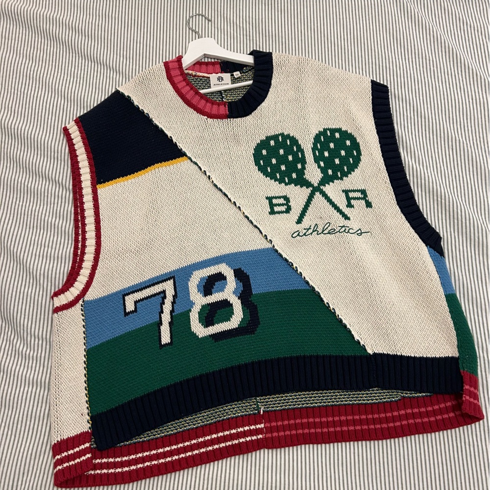 Banana Republic Athletics Vintage Oversized Sweater Vest size xxl
